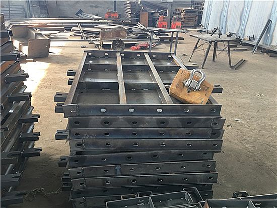 淺談公路防撞墻模具的設(shè)計(jì)要素