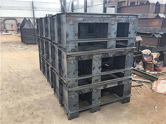 高鐵電纜槽模具的發(fā)展趨勢(shì)