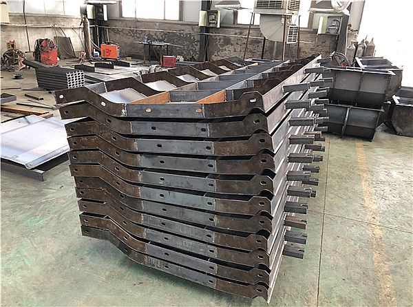 橋上防撞護(hù)欄模具