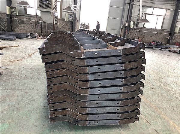 高速公路防撞護(hù)欄模具