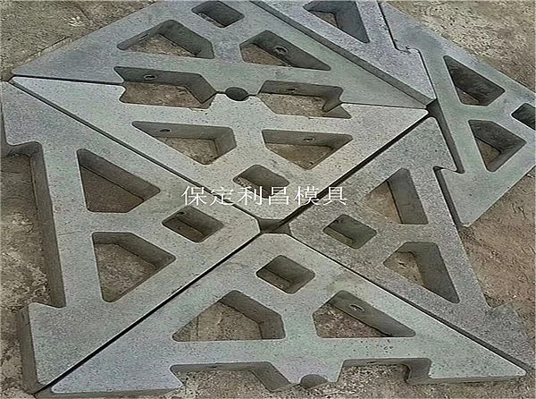 大三角護坡模具