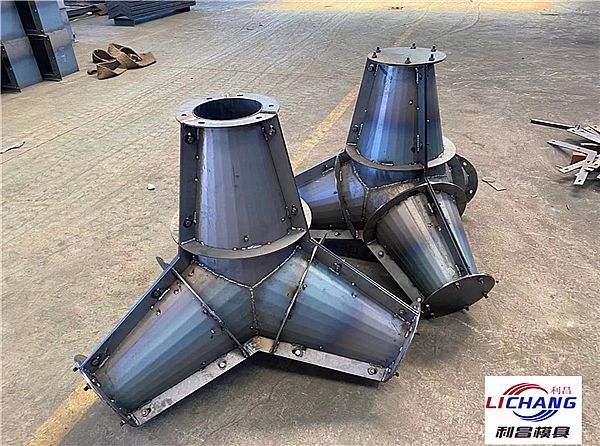 四腳錐體模具_基本簡介