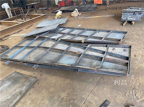 過(guò)渡翼墻模具圖片及介紹