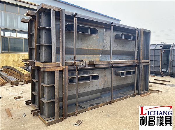 中央分隔帶護(hù)欄模具圖片及介紹