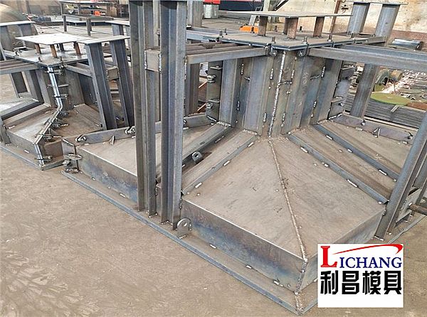 鋼結(jié)構(gòu)獨(dú)立基礎(chǔ)模具 你了解多少？